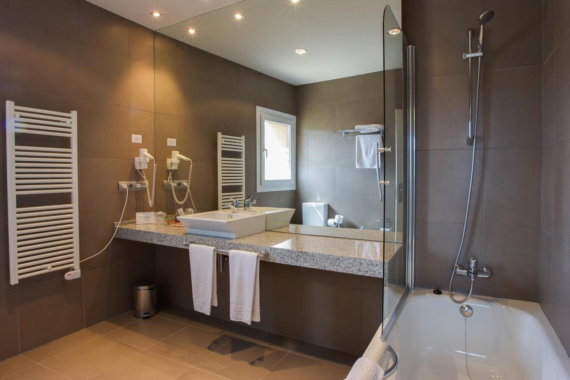 Hotel Rural Valdorba Sansoáin 部屋 写真