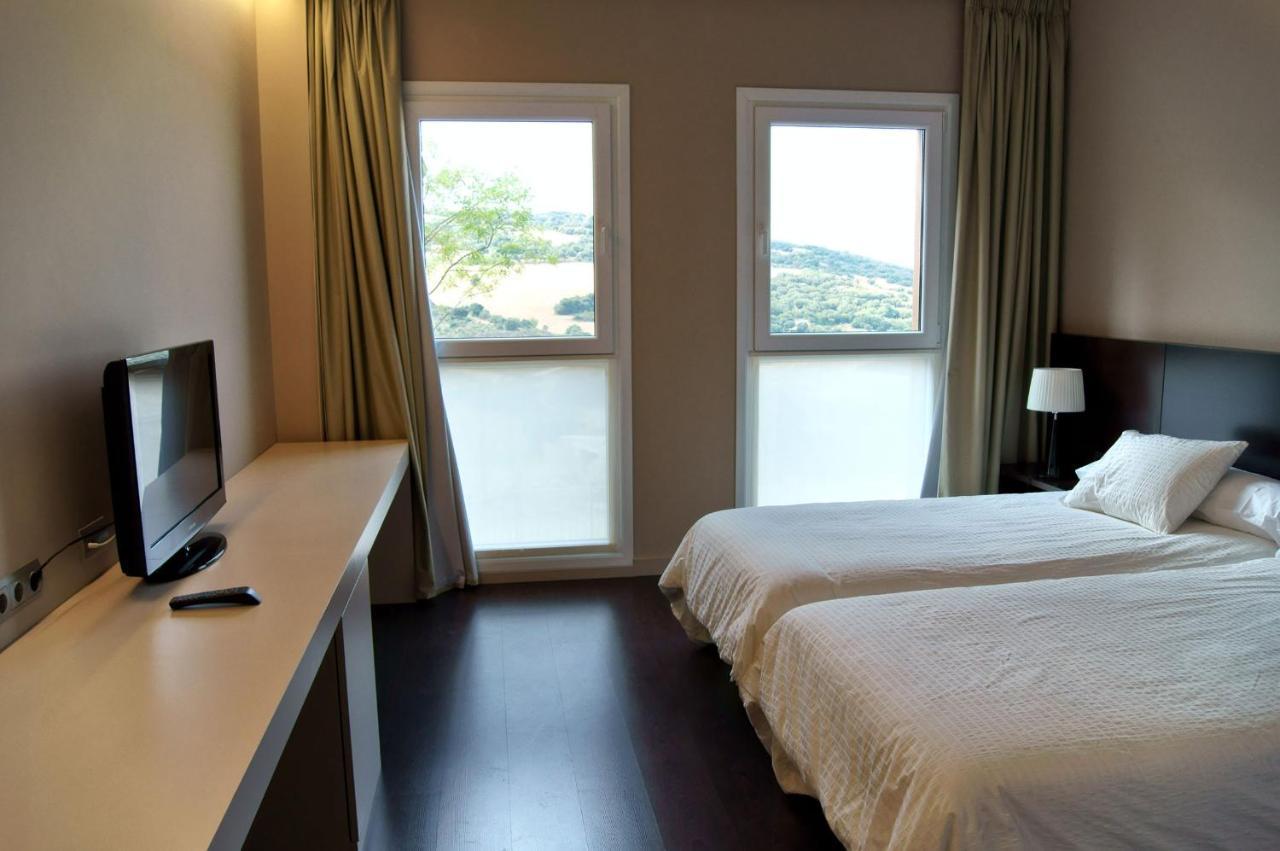 Hotel Rural Valdorba Sansoáin 部屋 写真